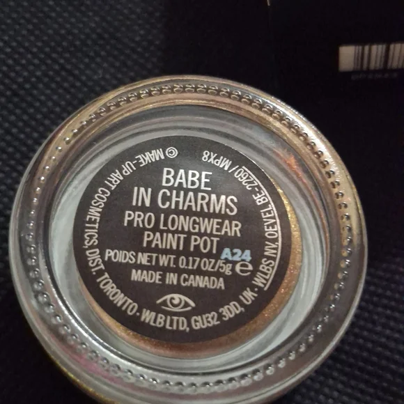 MAC Cosmetics Pro Longwear Paint Pot - Pink - Picture 4 of 6